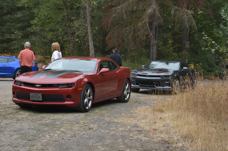 Illustration for article titled Columbia River Camaro Club Fall Colors Run 2017